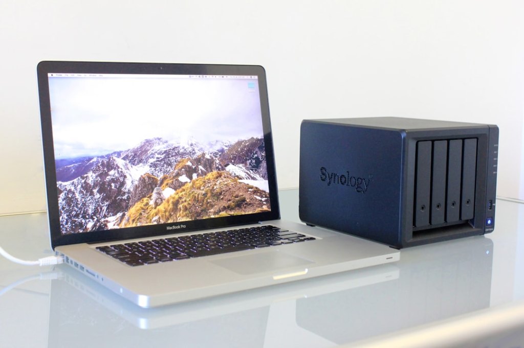 Synology-NAS als anonymer Download-Server – Symbolbild für JDownloader über Tor