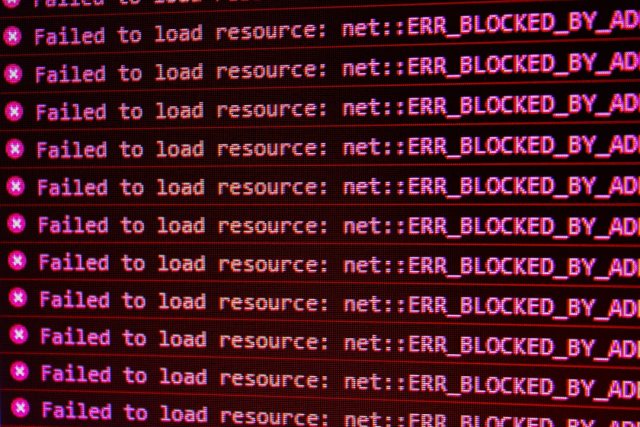 Pi-hole als netzwerkweiter Werbe- und Tracker-Blocker per Docker auf einem Linux-Server