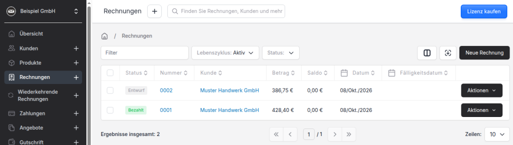 Rechnungsliste in Invoice Ninja mit Rechnung 0001 im Status Bezahlt und Rechnung 0002 im Status Entwurf