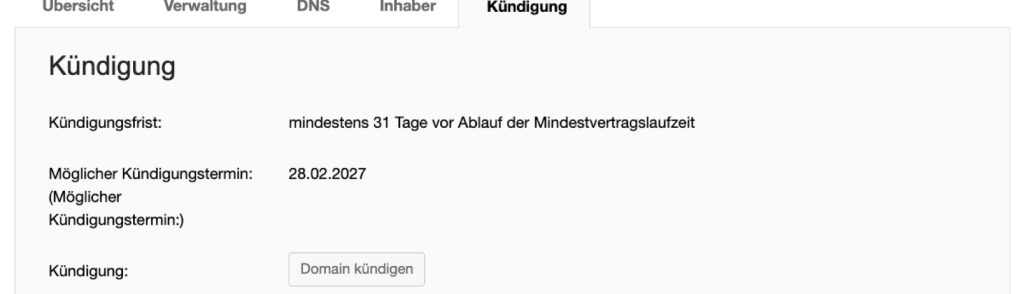 Tab Kündigung einer Domain im netcup CCP mit Schaltflächen Domain kündigen und Authcode anfordern