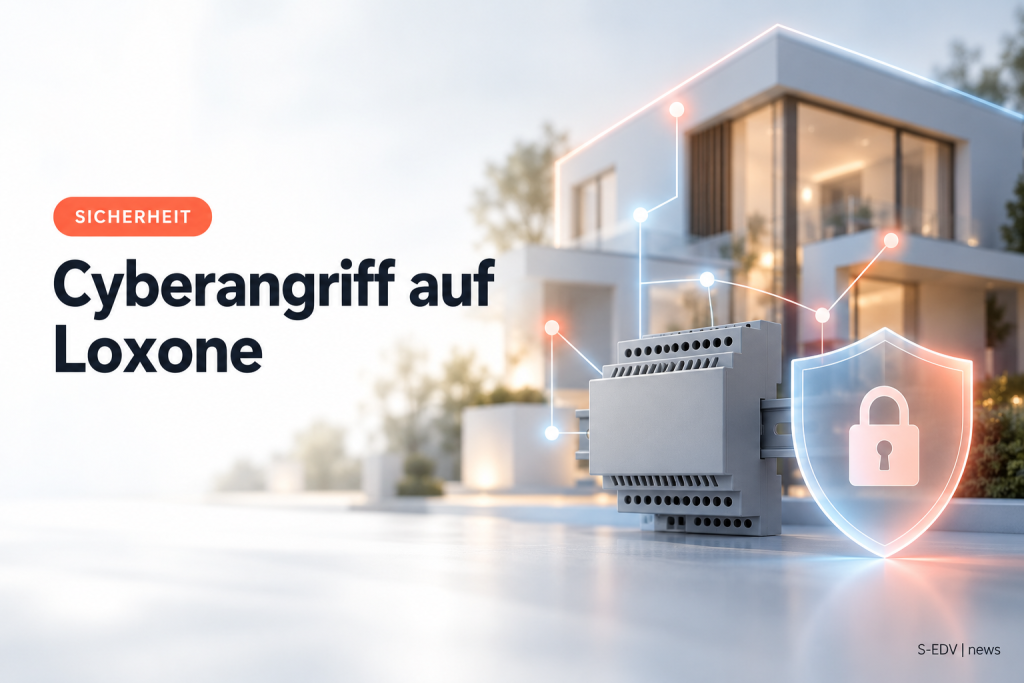 Redaktionelle Grafik: Schriftzug Cyberangriff auf Loxone neben einem stilisierten Haus mit Steuermodul und Schutzschild mit Vorhängeschloss